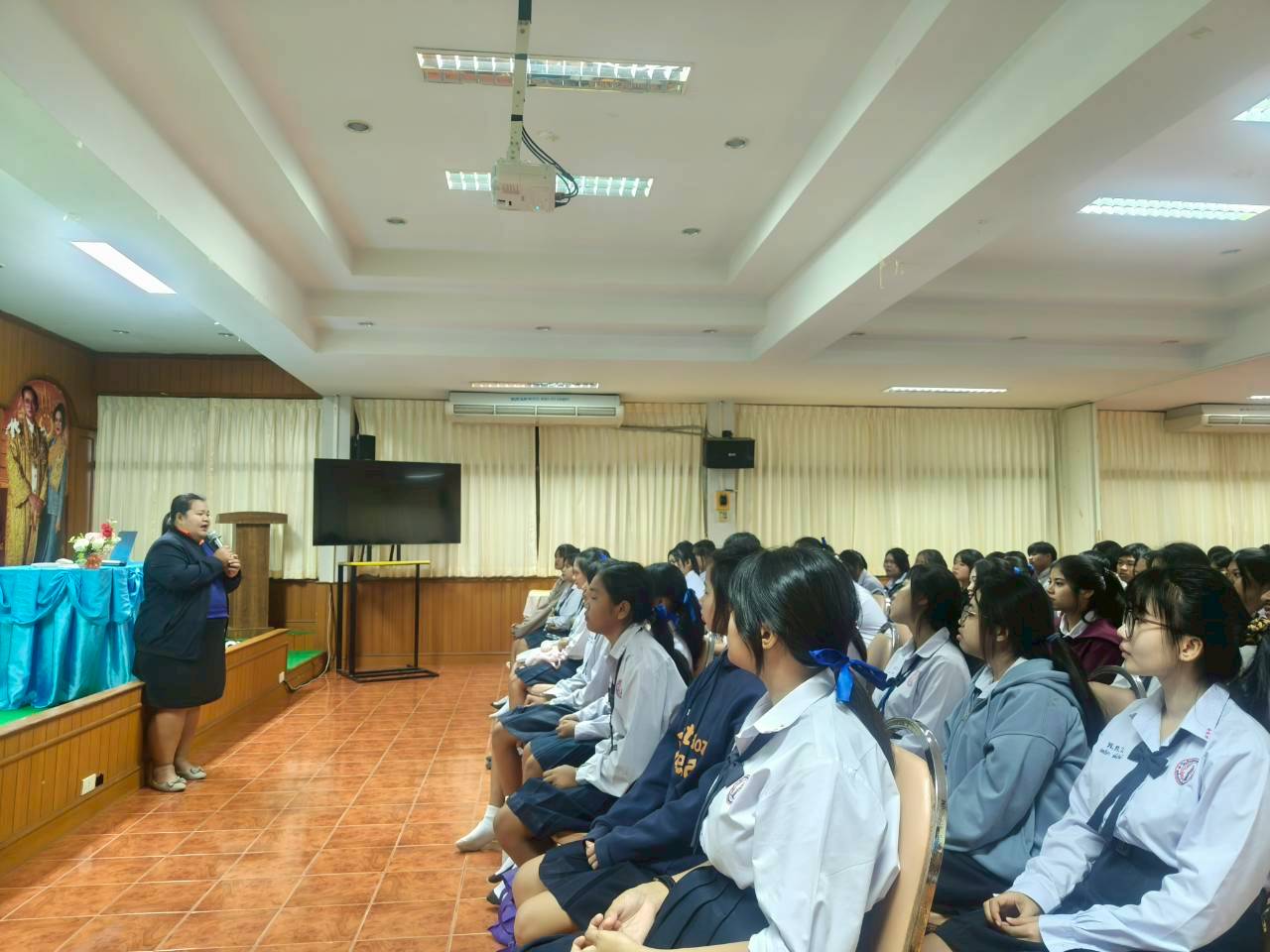 LINE_ALBUM_pthmnithes kxn fuk m.6_68_251111_22.jpg